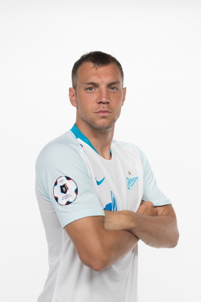 Фотосессия футболистов и тренеров основного состава ФК «Зенит» сезона 2018/19