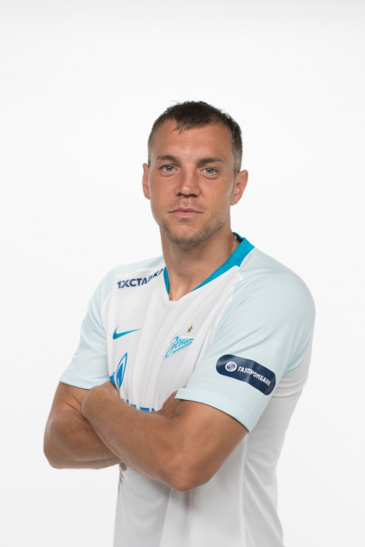 Фотосессия футболистов и тренеров основного состава ФК «Зенит» сезона 2018/19