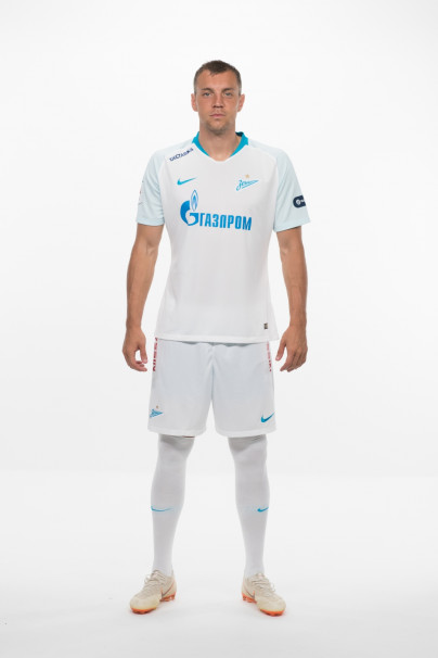 Фотосессия футболистов и тренеров основного состава ФК «Зенит» сезона 2018/19