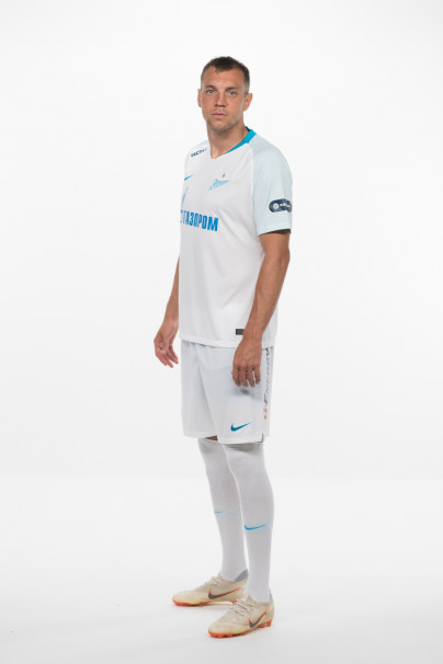 Фотосессия футболистов и тренеров основного состава ФК «Зенит» сезона 2018/19