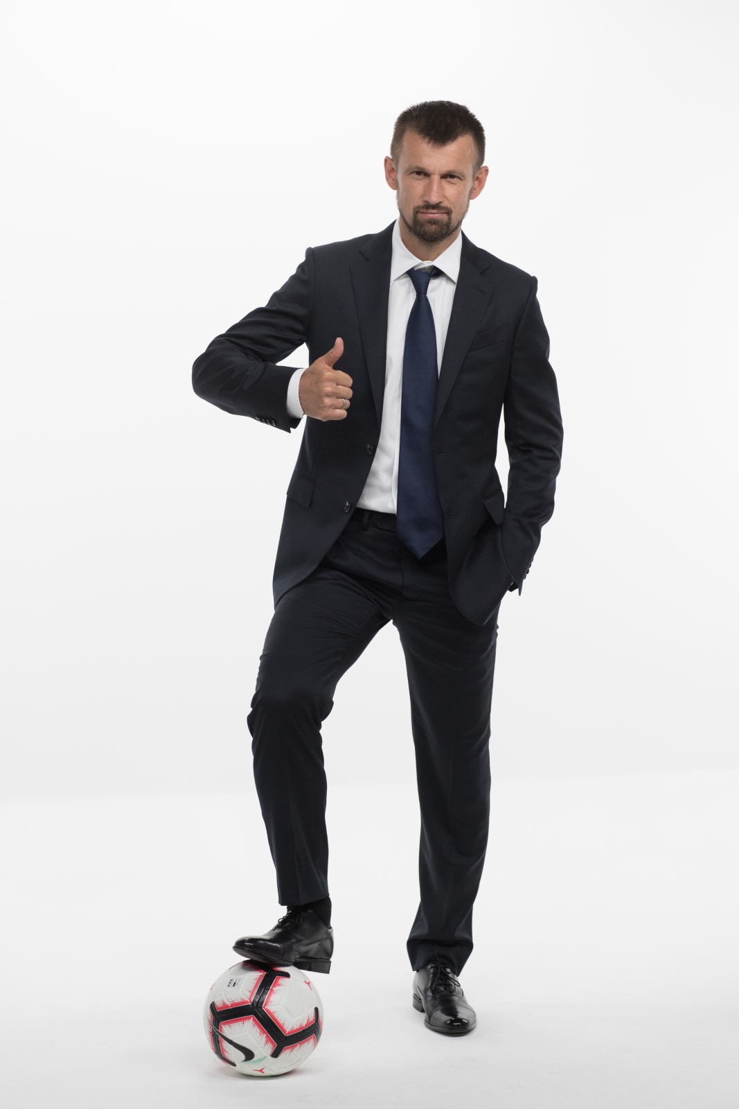 Фотосессия футболистов и тренеров основного состава ФК «Зенит» сезона 2018/19