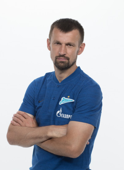 Фотосессия футболистов и тренеров основного состава ФК «Зенит» сезона 2018/19