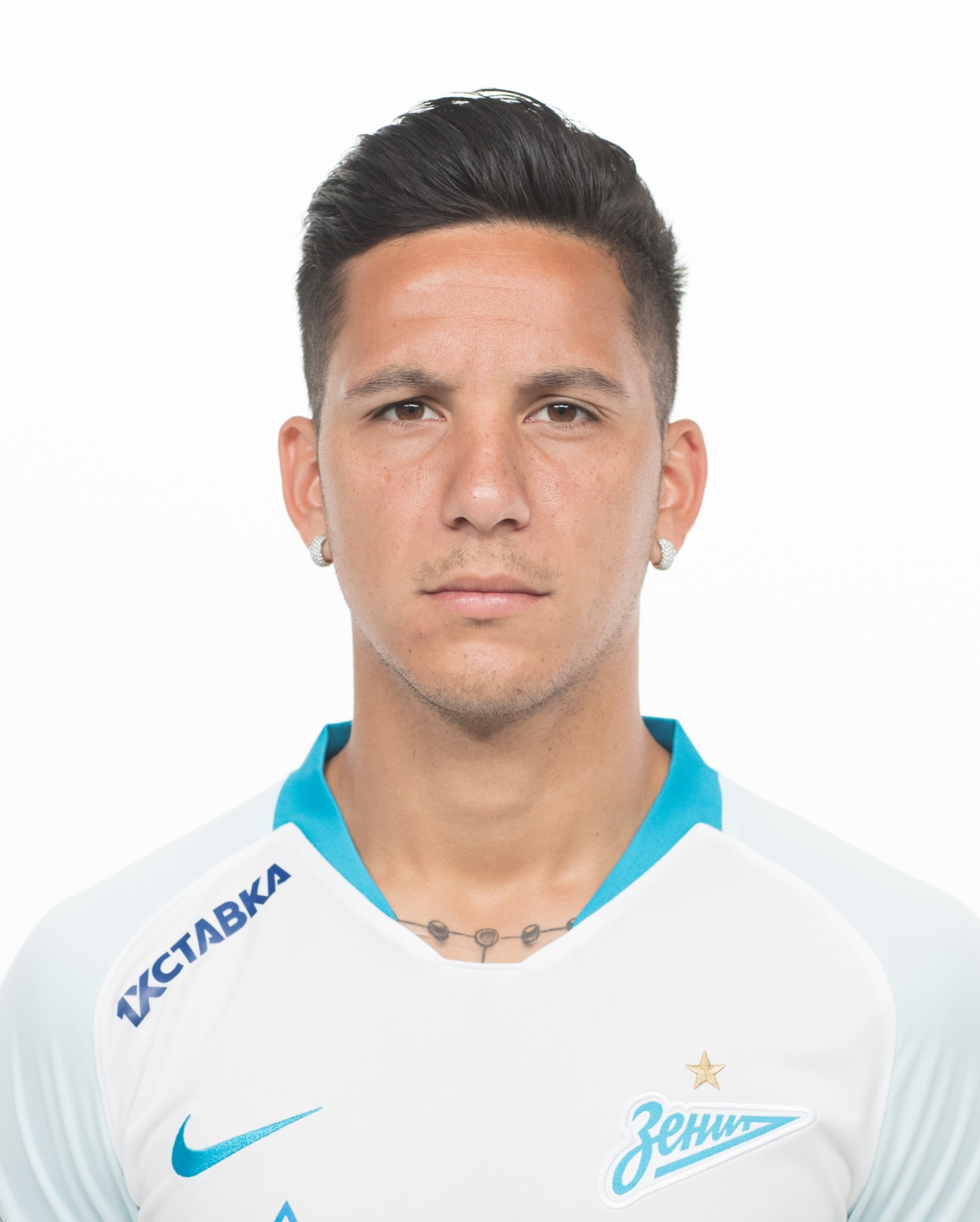 Фотосессия футболистов и тренеров основного состава ФК «Зенит» сезона 2018/19