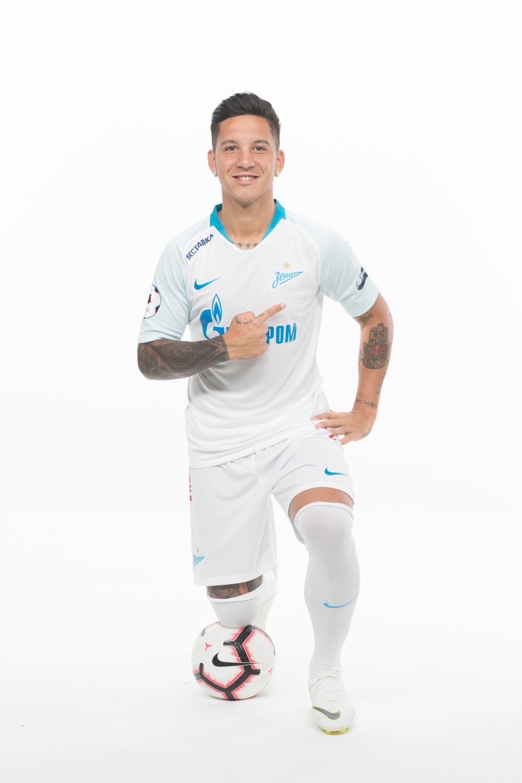 Фотосессия футболистов и тренеров основного состава ФК «Зенит» сезона 2018/19