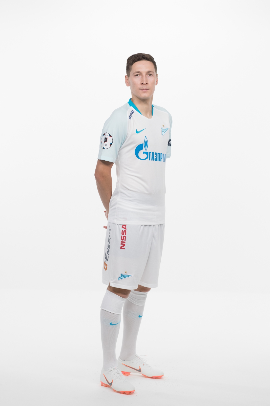 Фотосессия футболистов и тренеров основного состава ФК «Зенит» сезона 2018/19