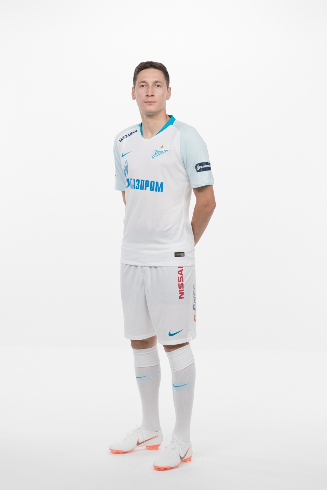 Фотосессия футболистов и тренеров основного состава ФК «Зенит» сезона 2018/19