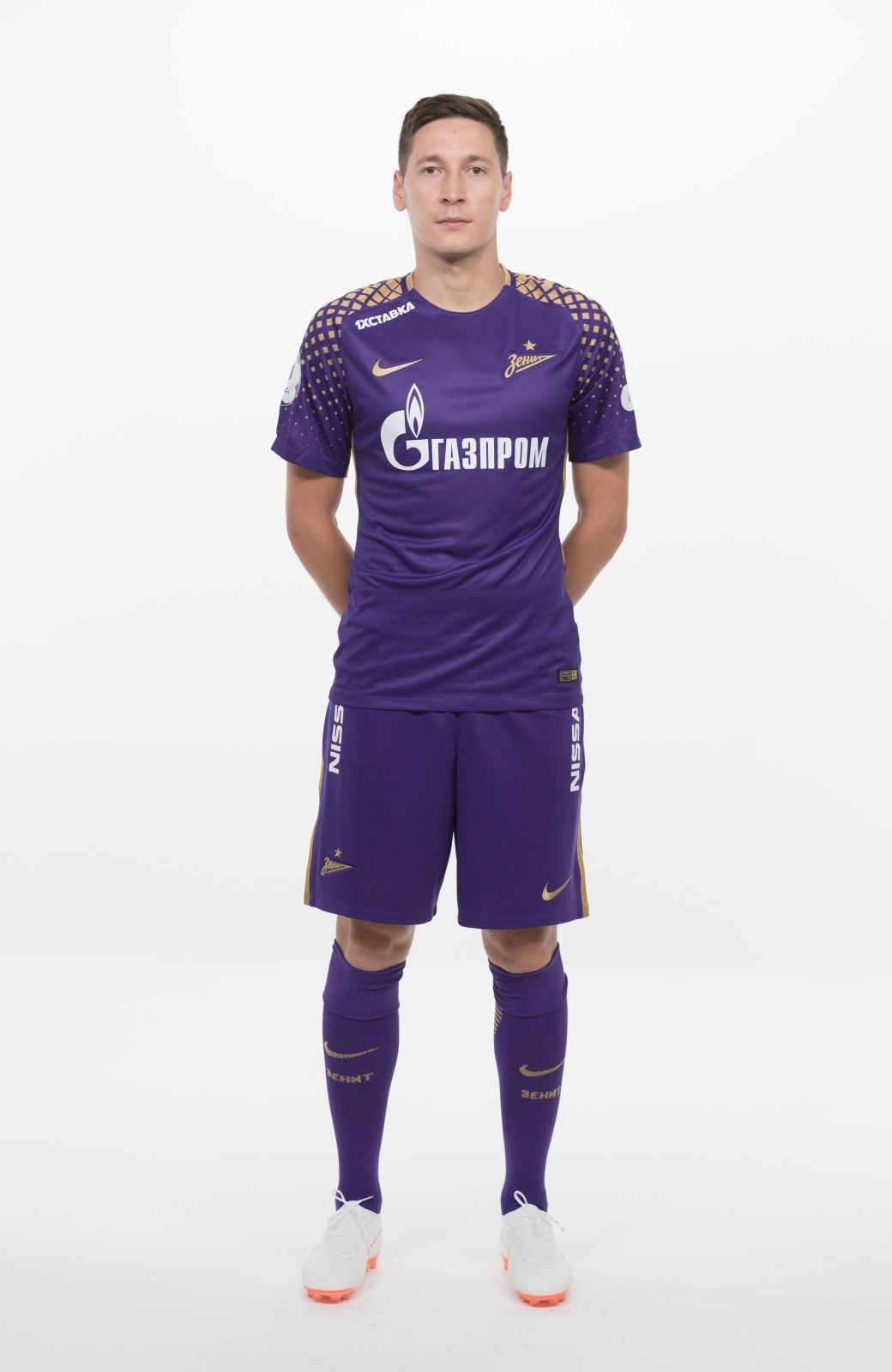 Фотосессия футболистов и тренеров основного состава ФК «Зенит» сезона 2018/19