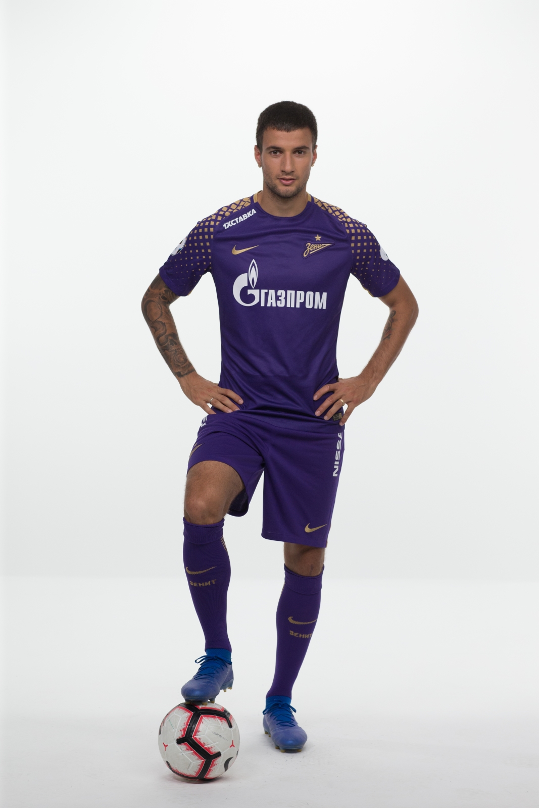 Фотосессия футболистов и тренеров основного состава ФК «Зенит» сезона 2018/19