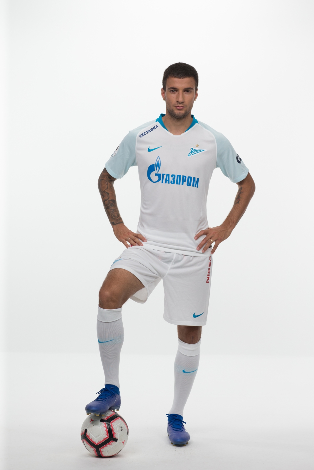 Фотосессия футболистов и тренеров основного состава ФК «Зенит» сезона 2018/19