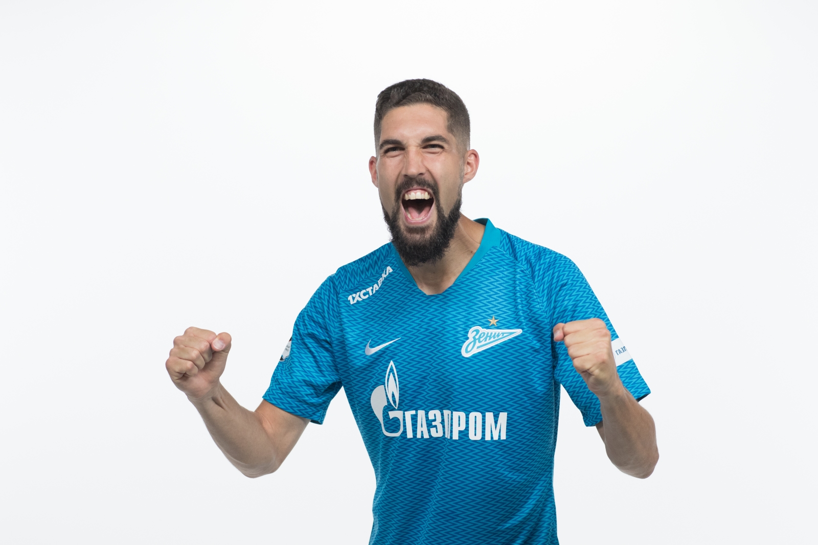 Фотосессия футболистов и тренеров основного состава ФК «Зенит» сезона 2018/19