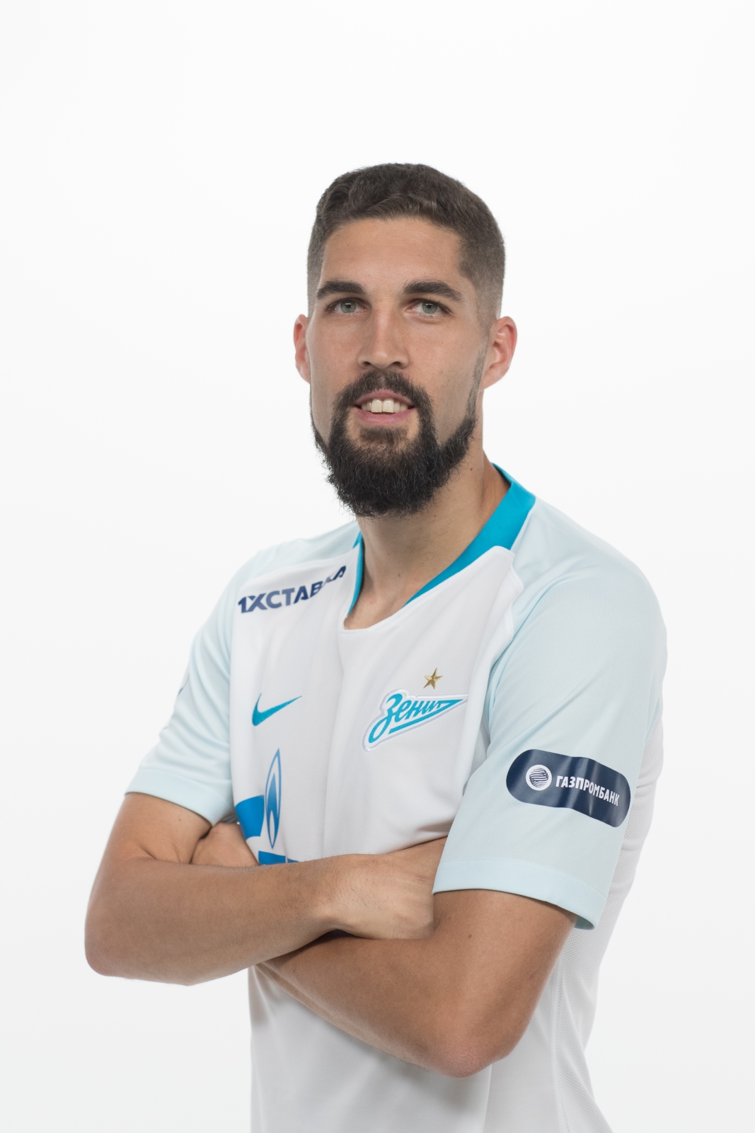 Фотосессия футболистов и тренеров основного состава ФК «Зенит» сезона 2018/19