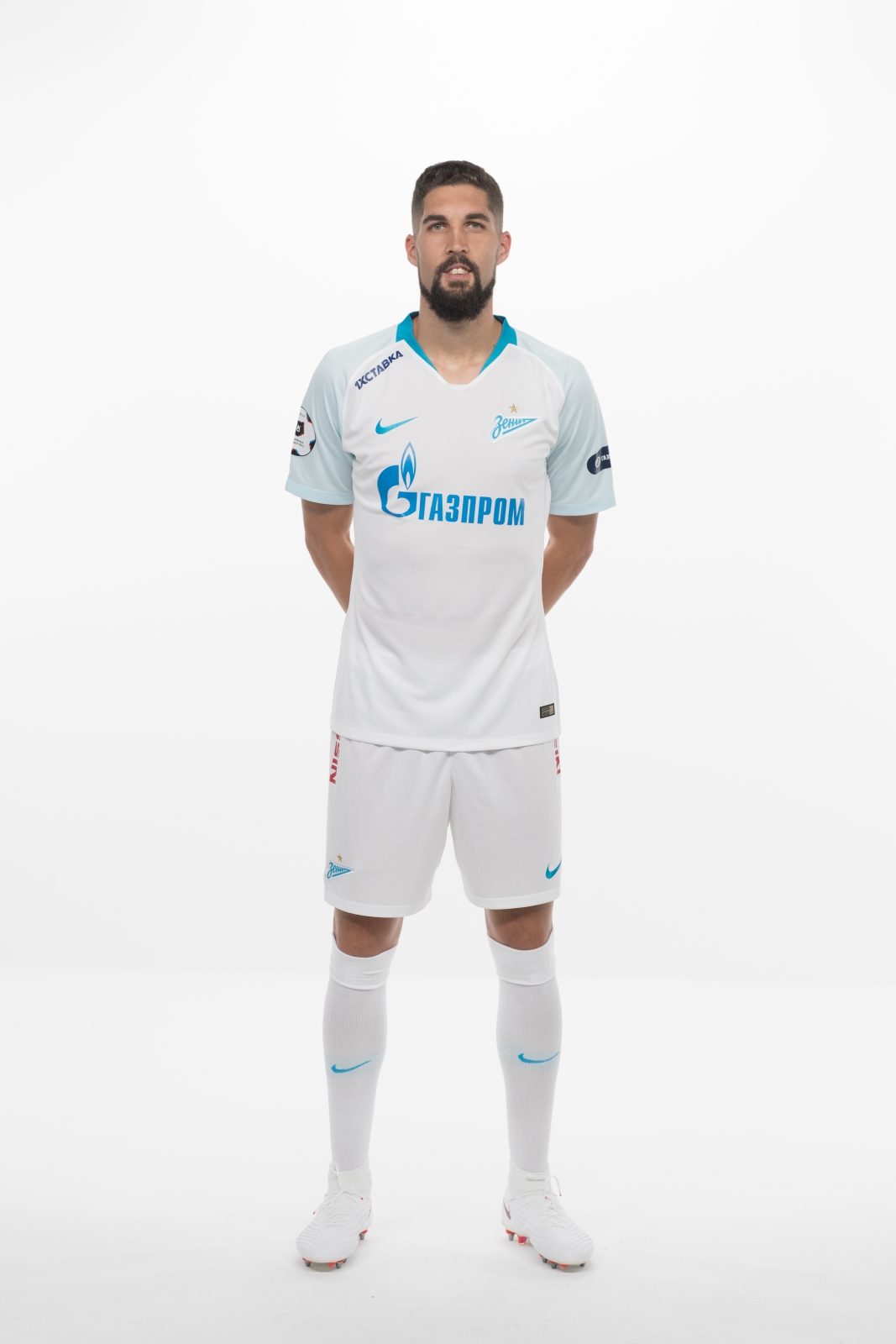 Фотосессия футболистов и тренеров основного состава ФК «Зенит» сезона 2018/19