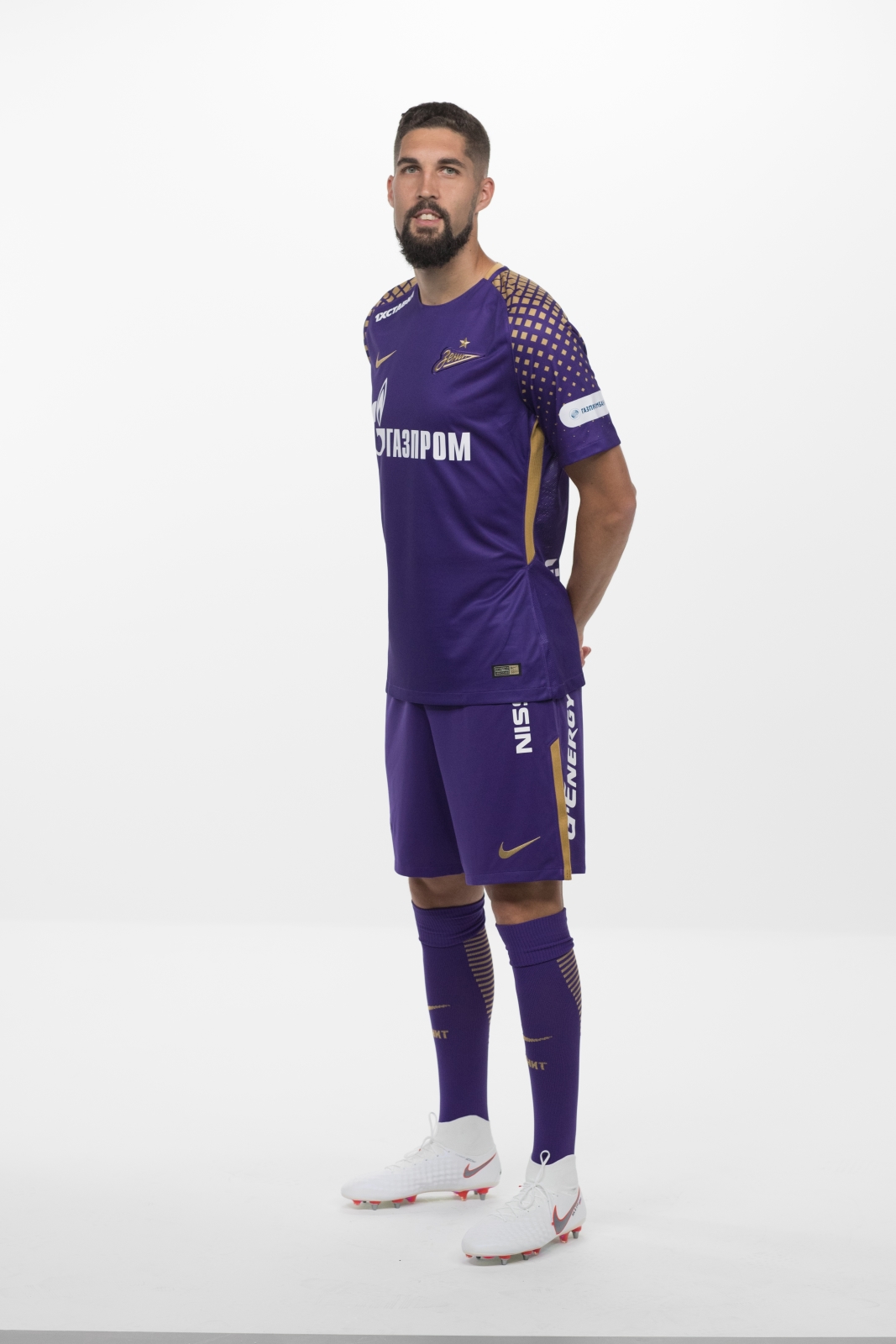 Фотосессия футболистов и тренеров основного состава ФК «Зенит» сезона 2018/19