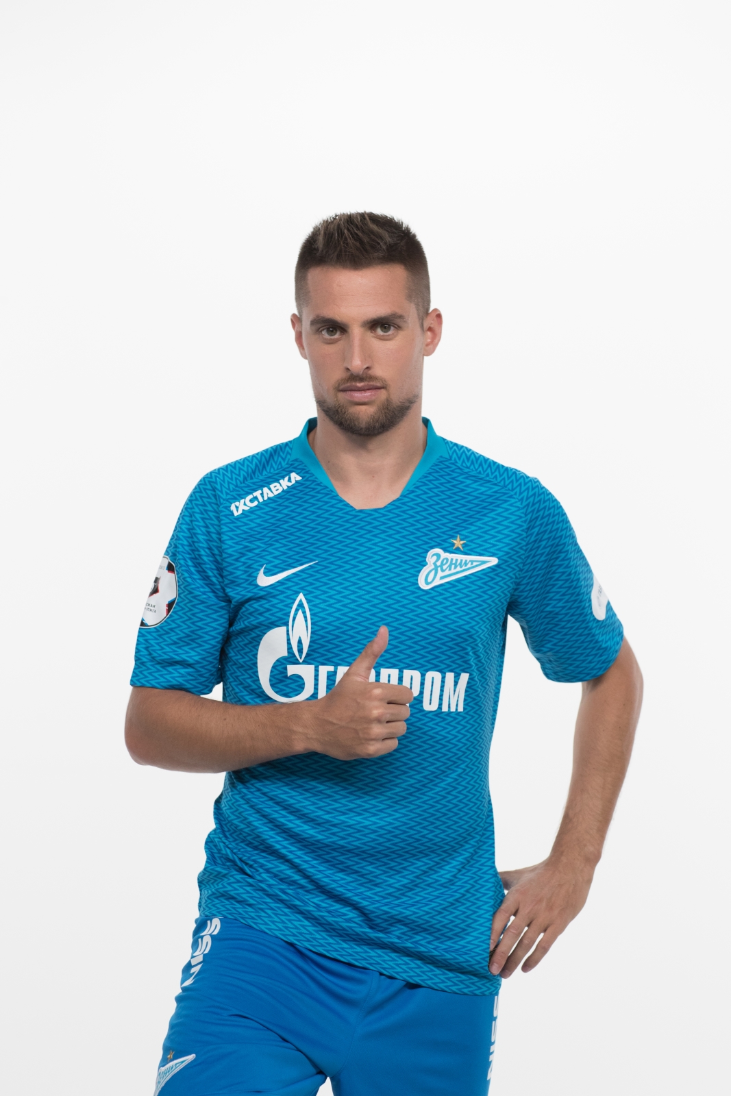 Фотосессия футболистов и тренеров основного состава ФК «Зенит» сезона 2018/19