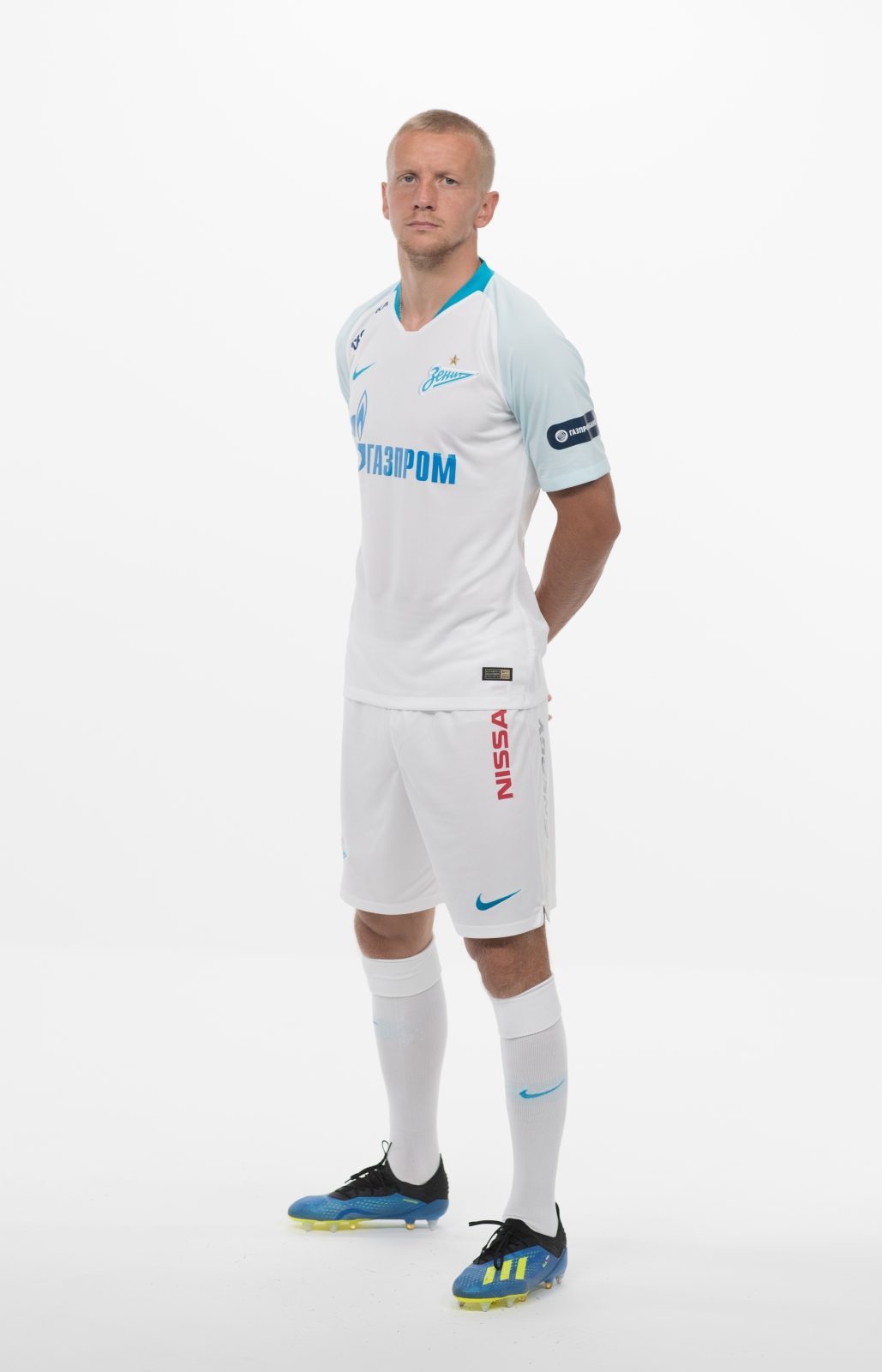 Фотосессия футболистов и тренеров основного состава ФК «Зенит» сезона 2018/19