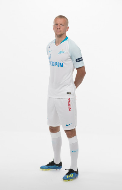 Фотосессия футболистов и тренеров основного состава ФК «Зенит» сезона 2018/19