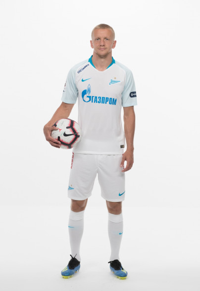 Фотосессия футболистов и тренеров основного состава ФК «Зенит» сезона 2018/19