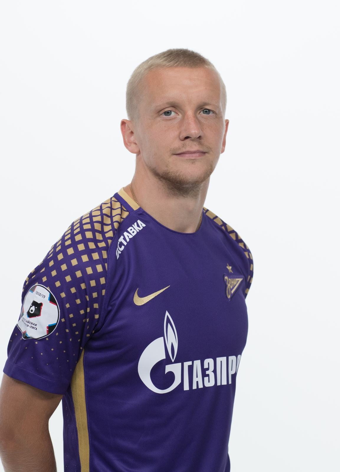 Фотосессия футболистов и тренеров основного состава ФК «Зенит» сезона 2018/19