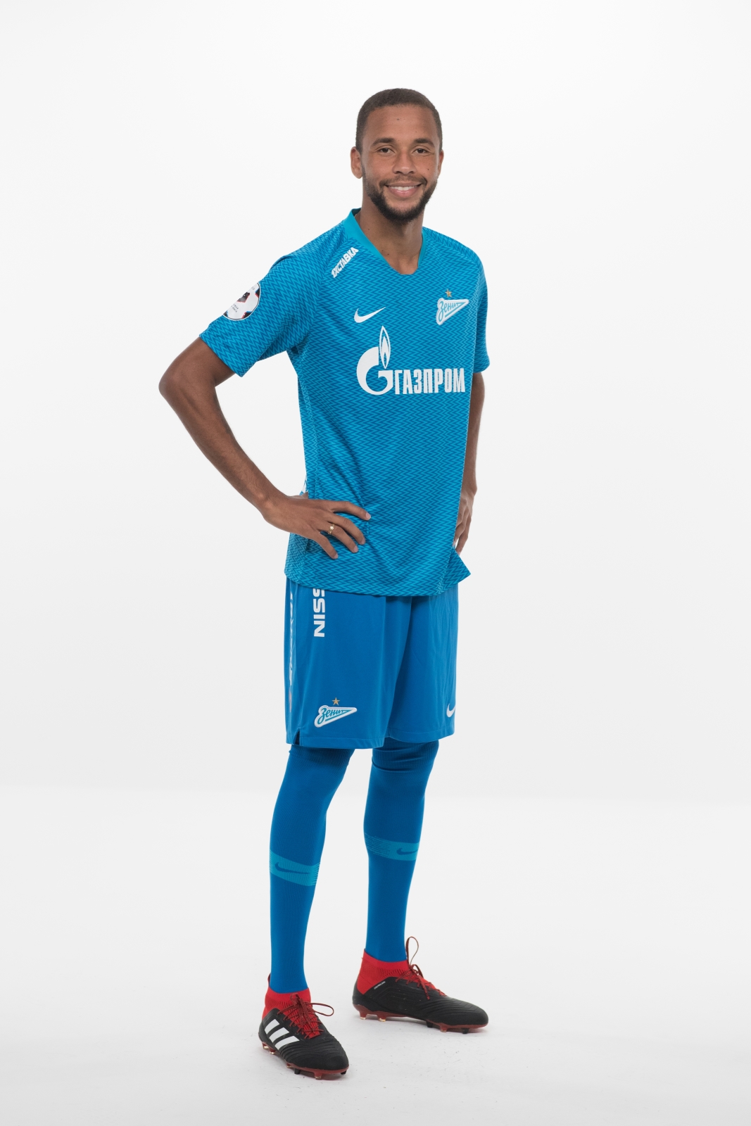 Фотосессия футболистов и тренеров основного состава ФК «Зенит» сезона 2018/19