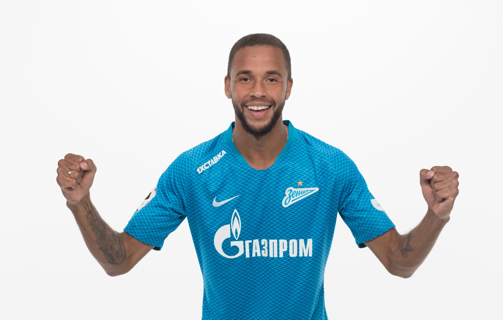 Фотосессия футболистов и тренеров основного состава ФК «Зенит» сезона 2018/19