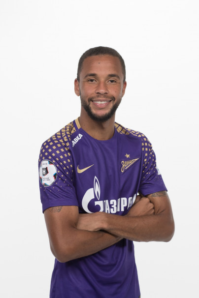 Фотосессия футболистов и тренеров основного состава ФК «Зенит» сезона 2018/19