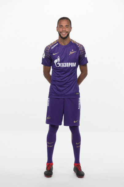 Фотосессия футболистов и тренеров основного состава ФК «Зенит» сезона 2018/19