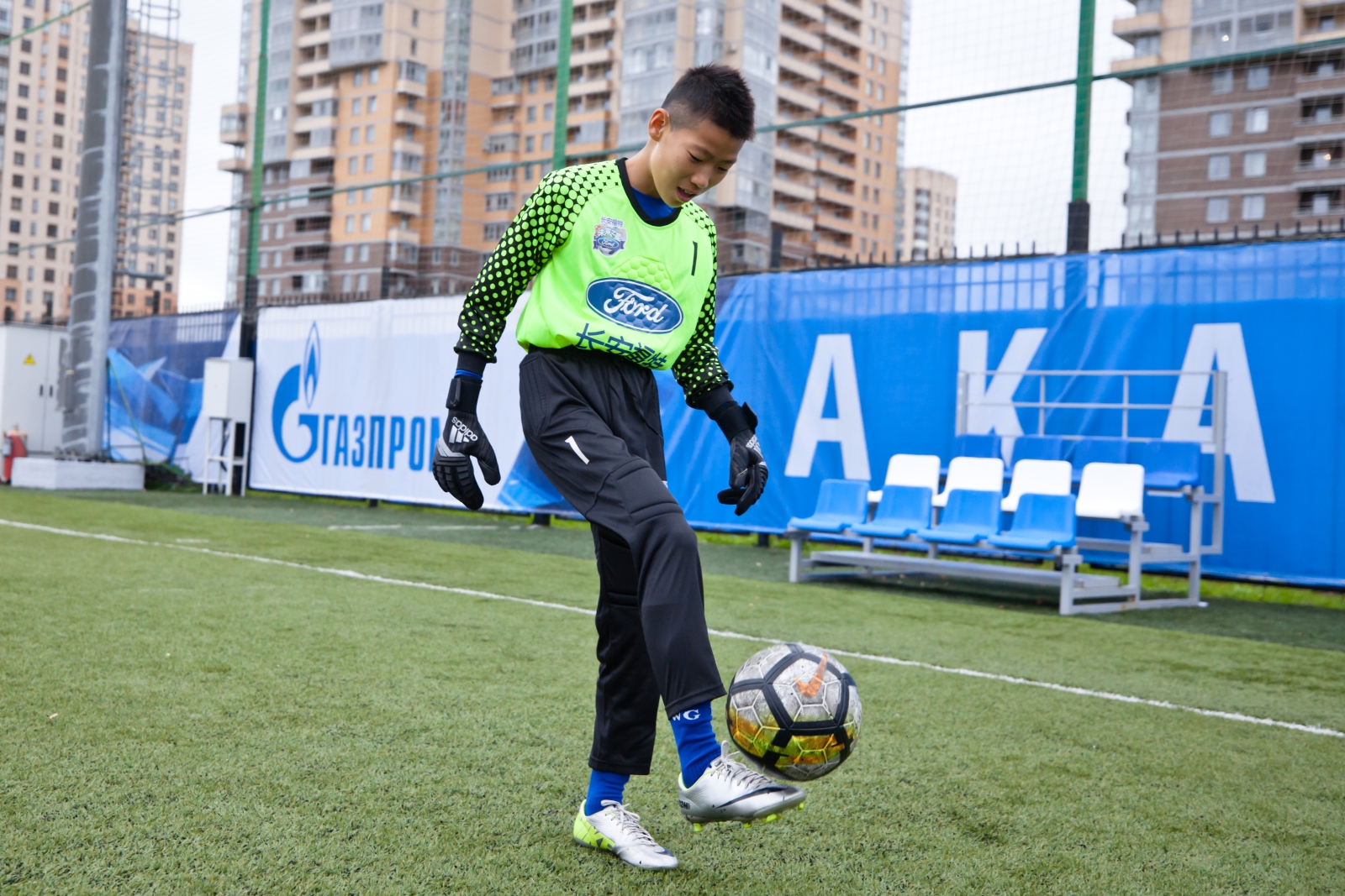 Церемония открытия тренировочного сбора китайской команды в Академии