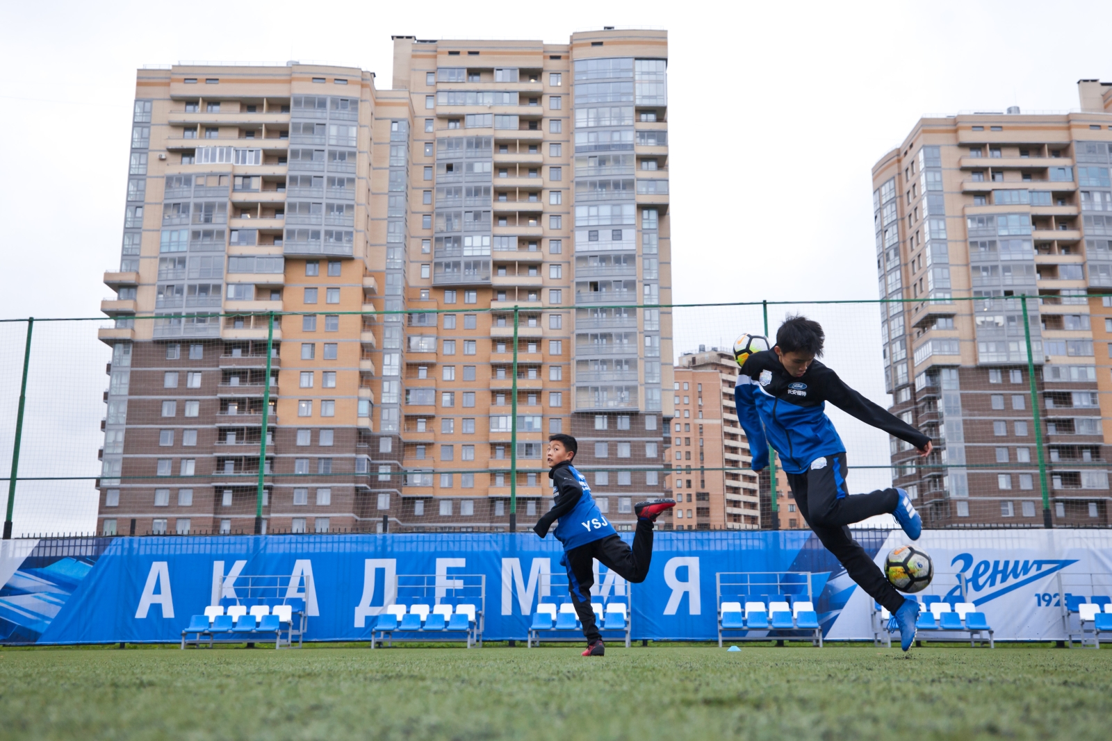 Церемония открытия тренировочного сбора китайской команды в Академии