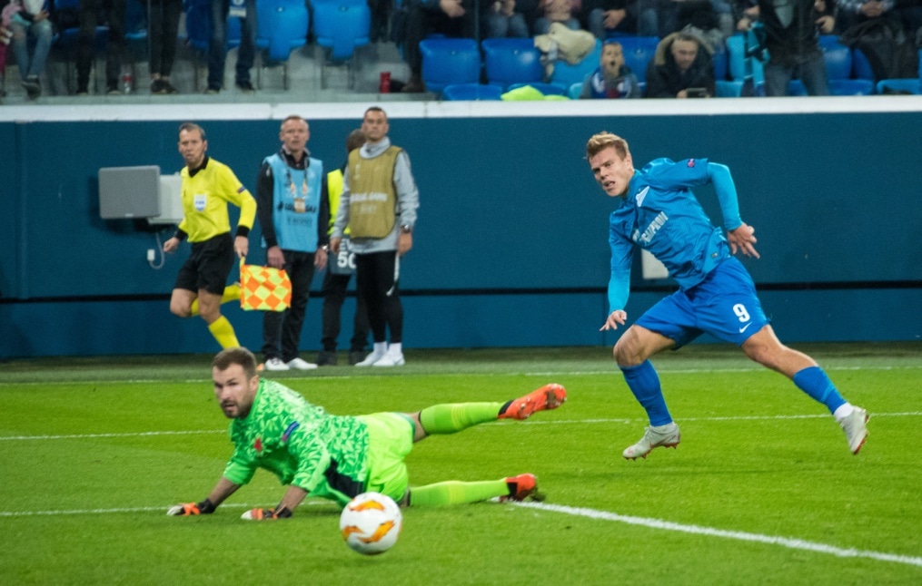 Лига Европы УЕФА 2018/19, «Зенит» — «Славия»