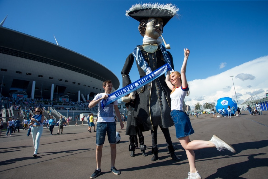 Фан-променад на матче «Зенит» — «Арсенал»