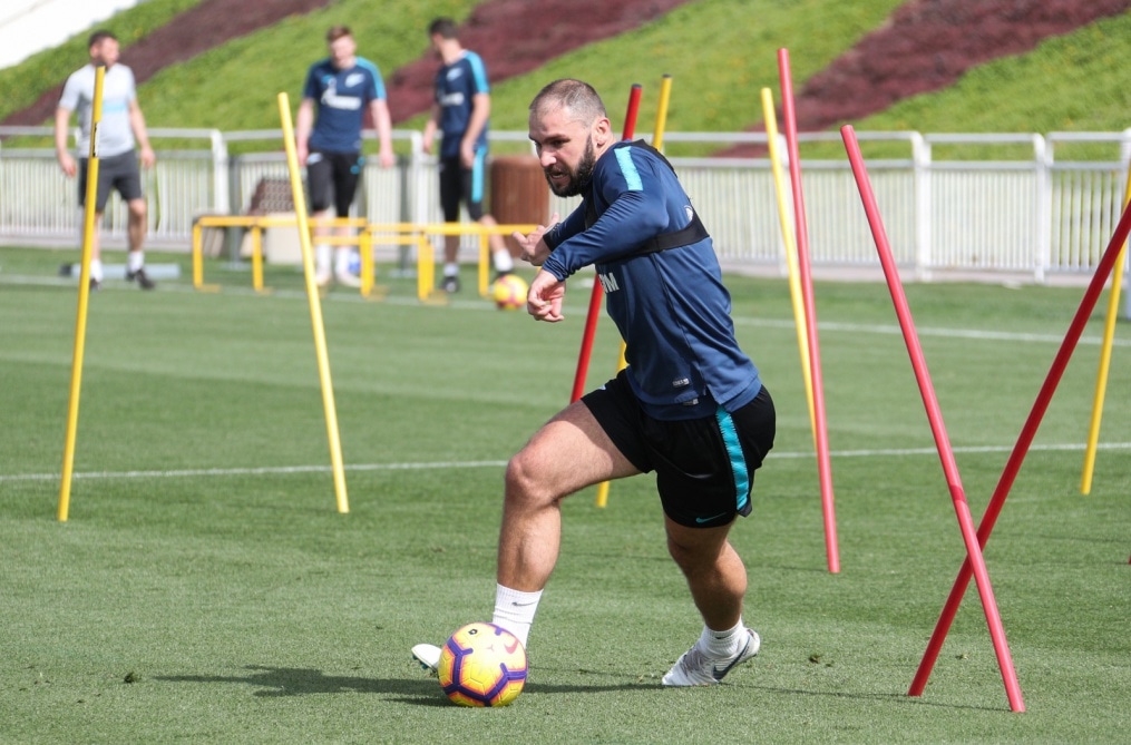 «Газпром»-тренировочные сборы в Катаре: 19 января, утренняя тренировка