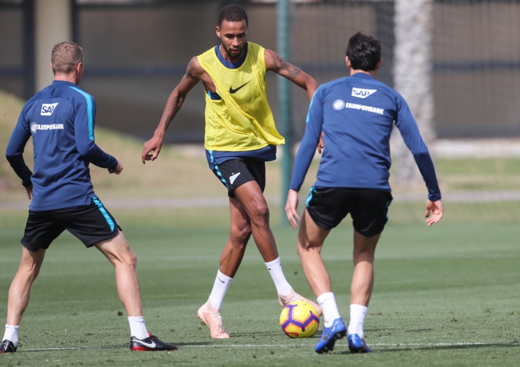 «Газпром»-тренировочные сборы в Катаре: 19 января, утренняя тренировка