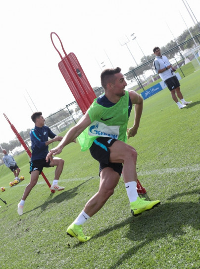 «Газпром»-тренировочные сборы в Катаре: 19 января, утренняя тренировка