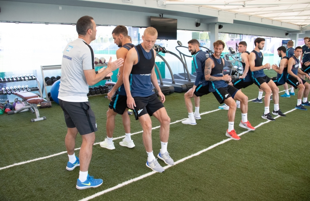 «Газпром»-тренировочные сборы в Катаре: 21 января, утренняя тренировка