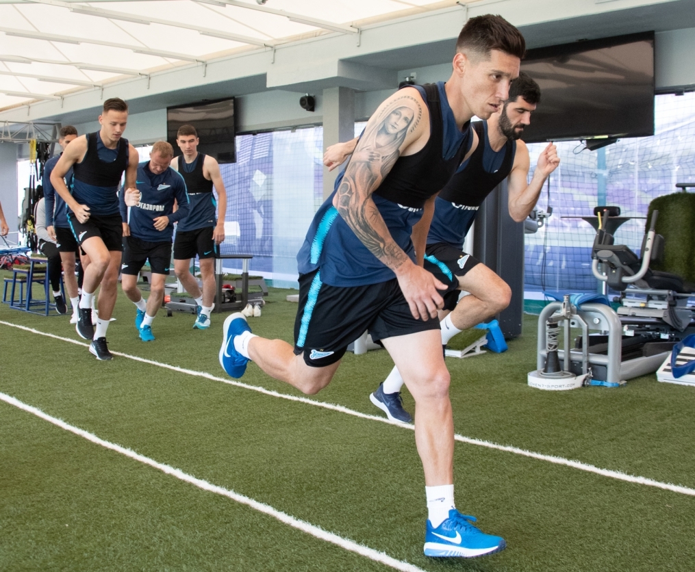 «Газпром»-тренировочные сборы в Катаре: 21 января, утренняя тренировка