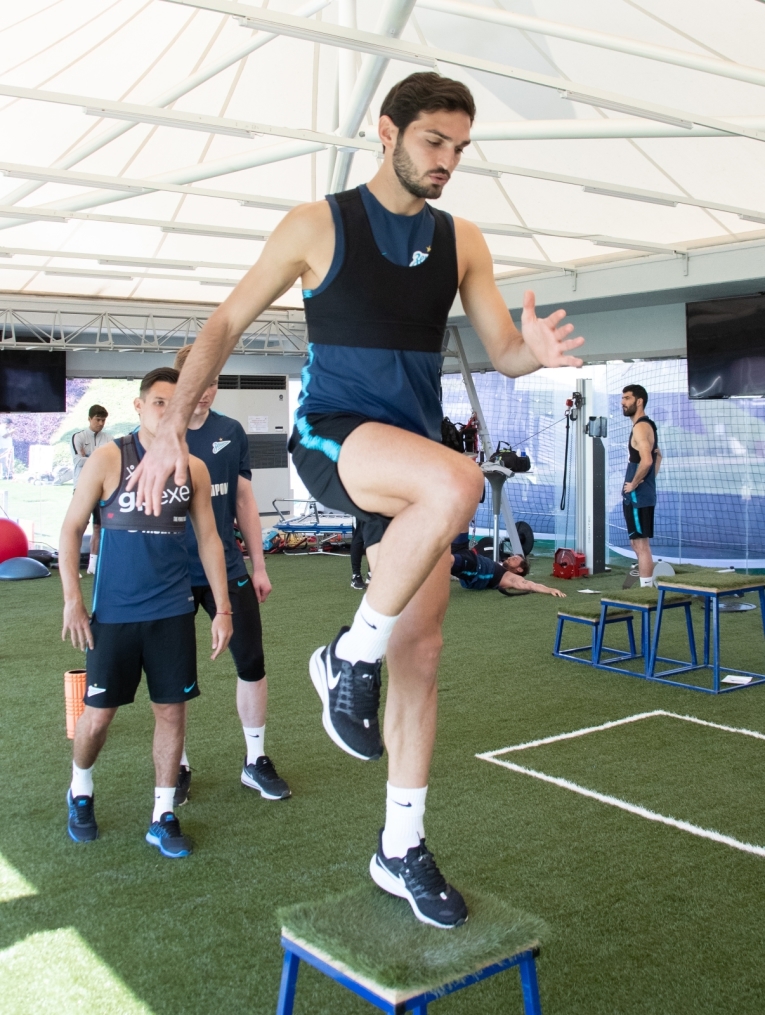 «Газпром»-тренировочные сборы в Катаре: 21 января, утренняя тренировка