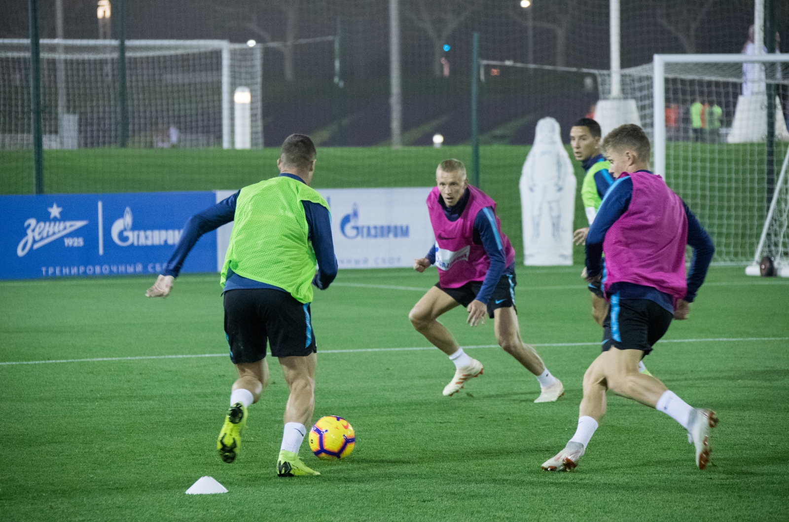 «Газпром»-тренировочные сборы в Катаре: 24 января, вечерняя тренировка