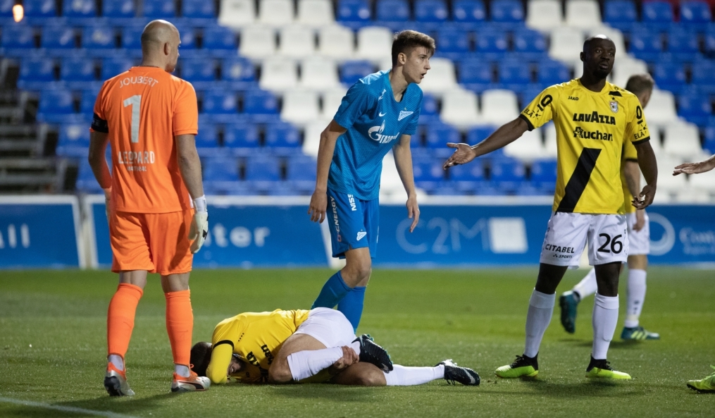 Товарищеский матч «Зенит» — «Дюделанж»