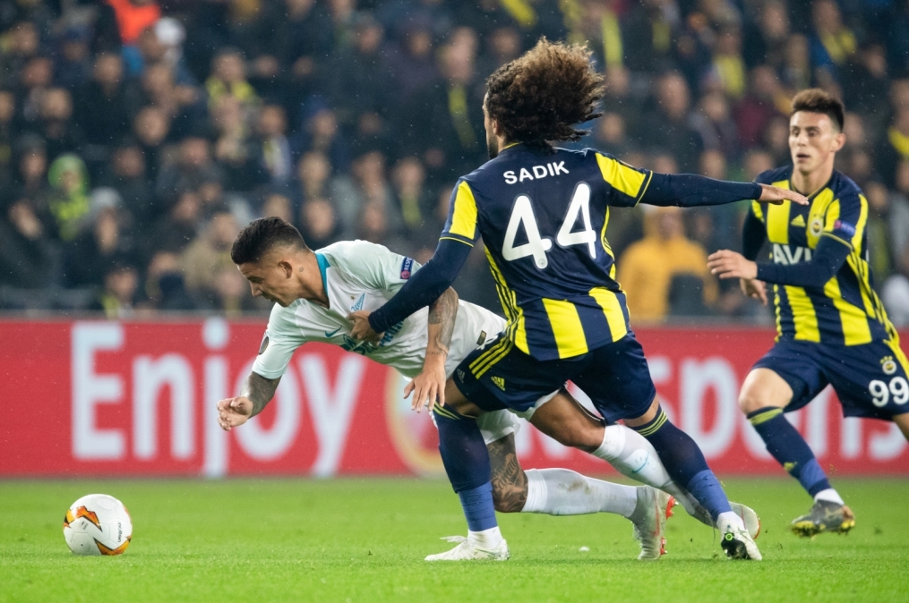 Лига Европы УЕФА 2018/19, 1/16 финала, «Фенербахче» — «Зенит»