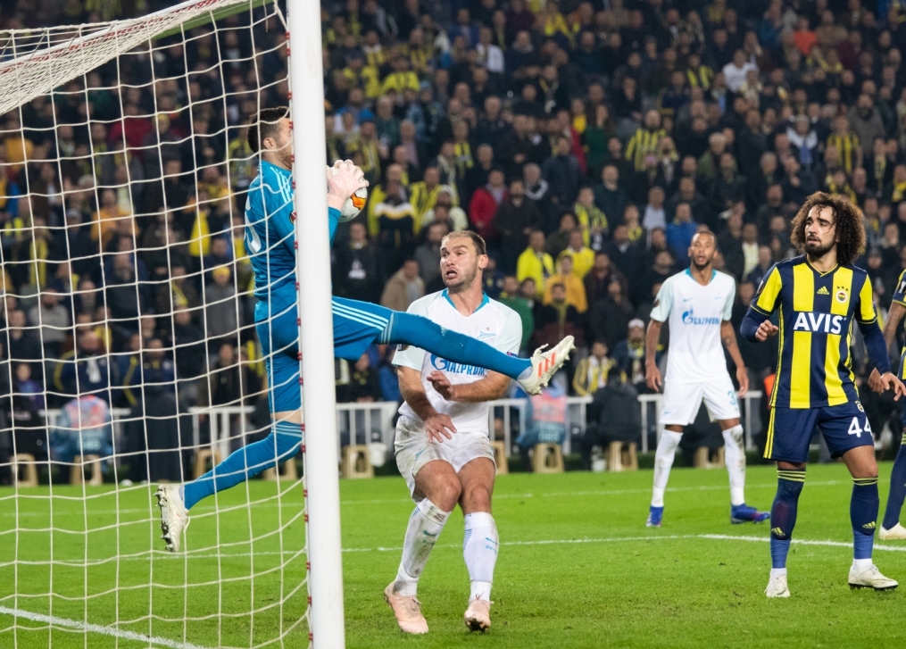 Лига Европы УЕФА 2018/19, 1/16 финала, «Фенербахче» — «Зенит»