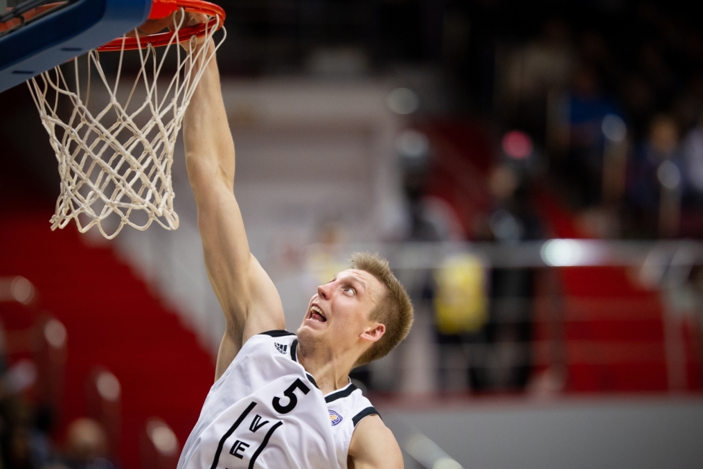 Единая Лига ВТБ 2018/2019, «Зенит» — ВЭФ