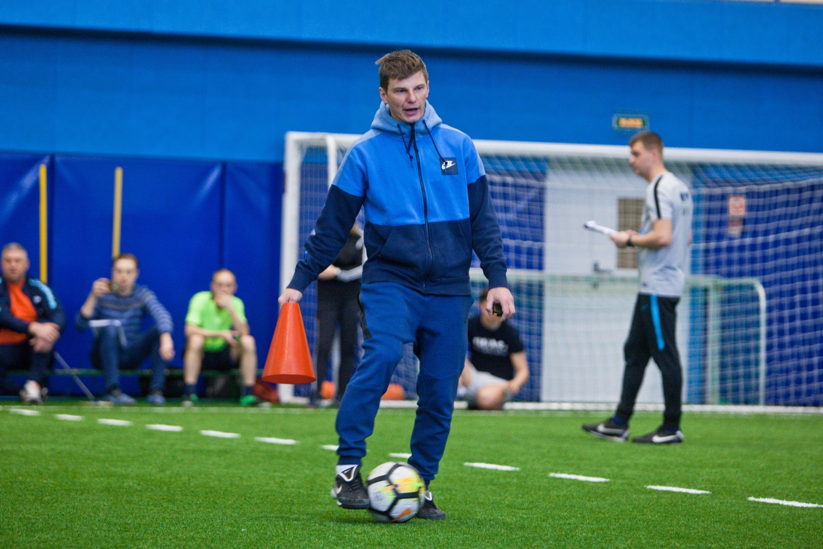 Показательная тренировка Андрея Аршавина и Владимира Быстрова в «Центре повышения квалификации тренеров»