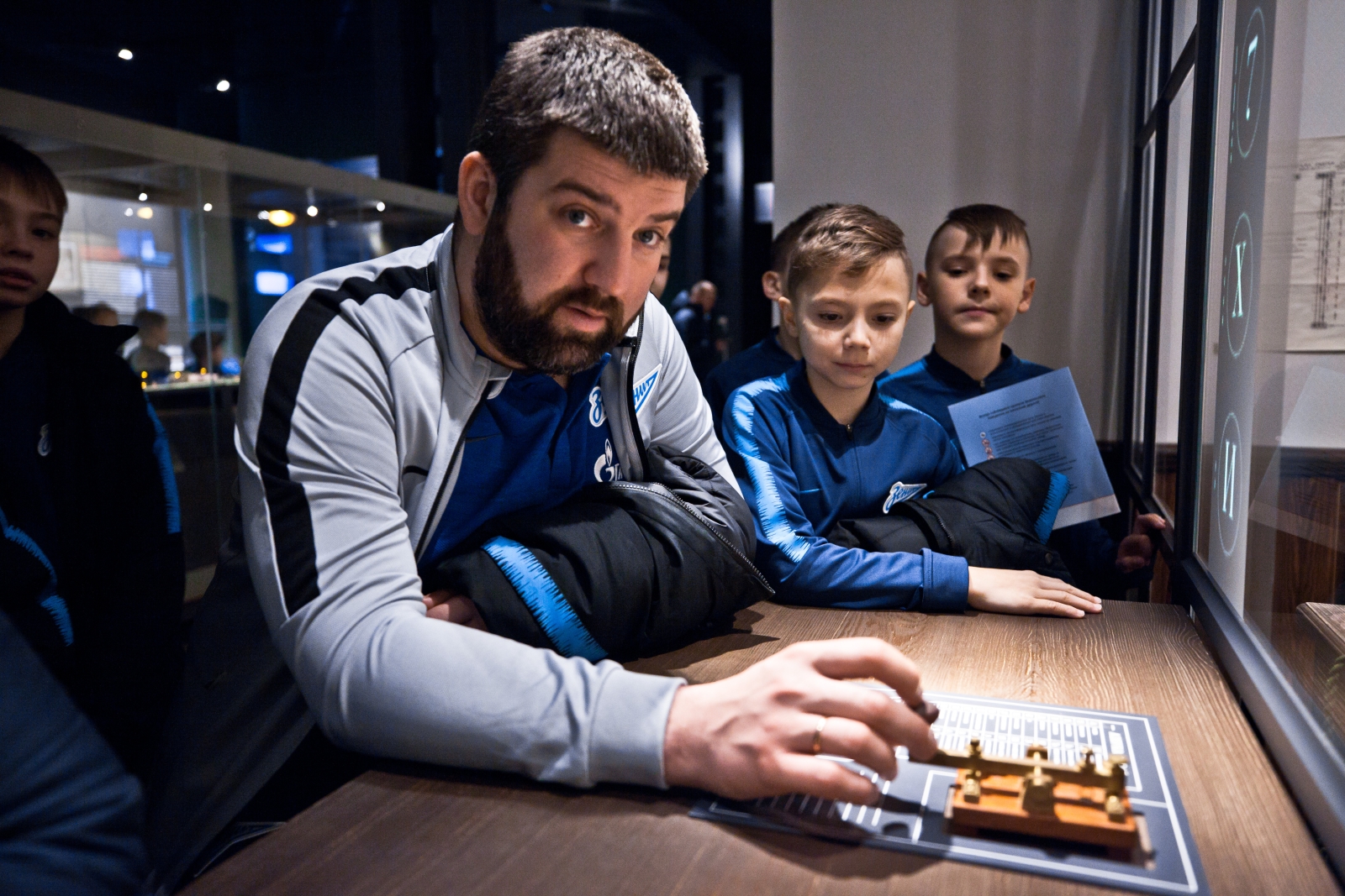 Команда Академии ФК «Зенит» в музее РЖД