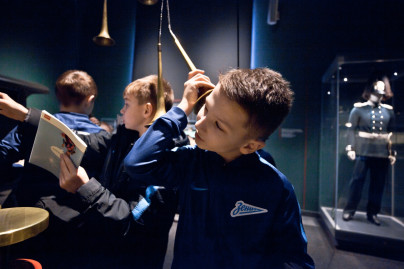 Команда Академии ФК «Зенит» в музее РЖД