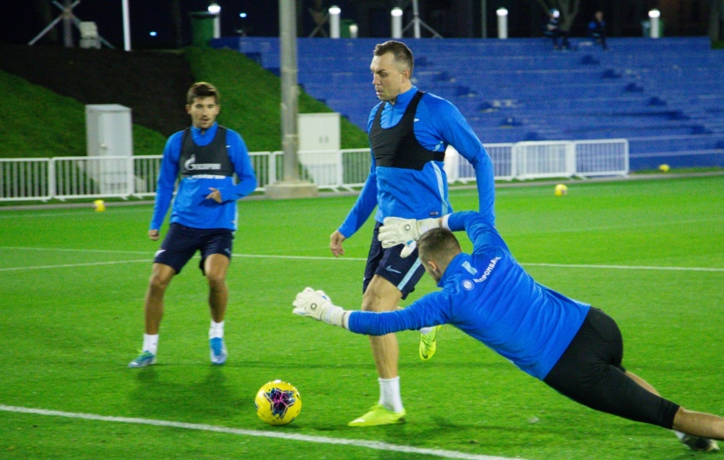 «Газпром»-тренировочные сборы в Катаре: 15 января, вечерняя тренировка