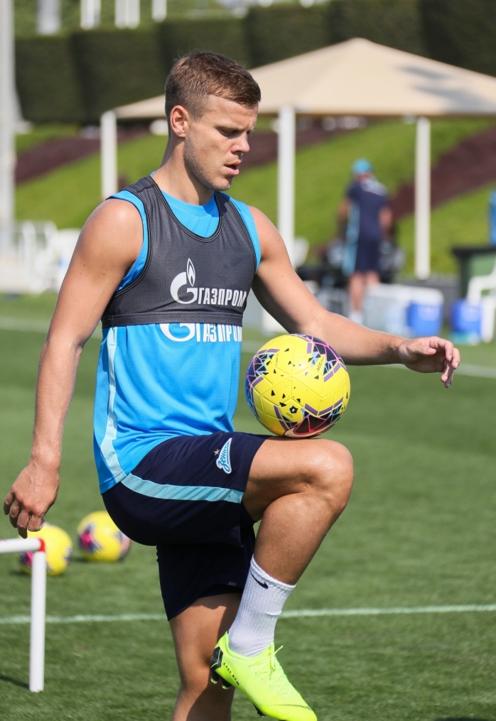 «Газпром»-тренировочные сборы в Катаре: 17 января, утренняя тренировка