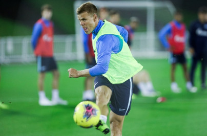 «Газпром»-тренировочные сборы в Катаре: 18 января, вечерняя тренировка