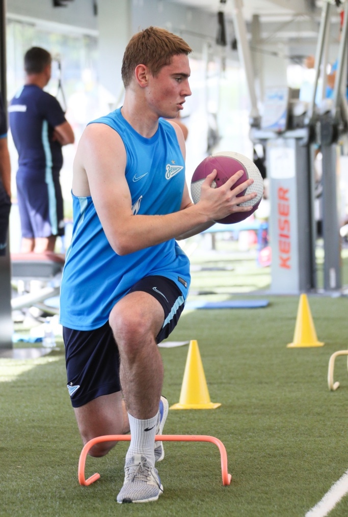 «Газпром»-тренировочные сборы в Катаре: 19 января, утренняя тренировка