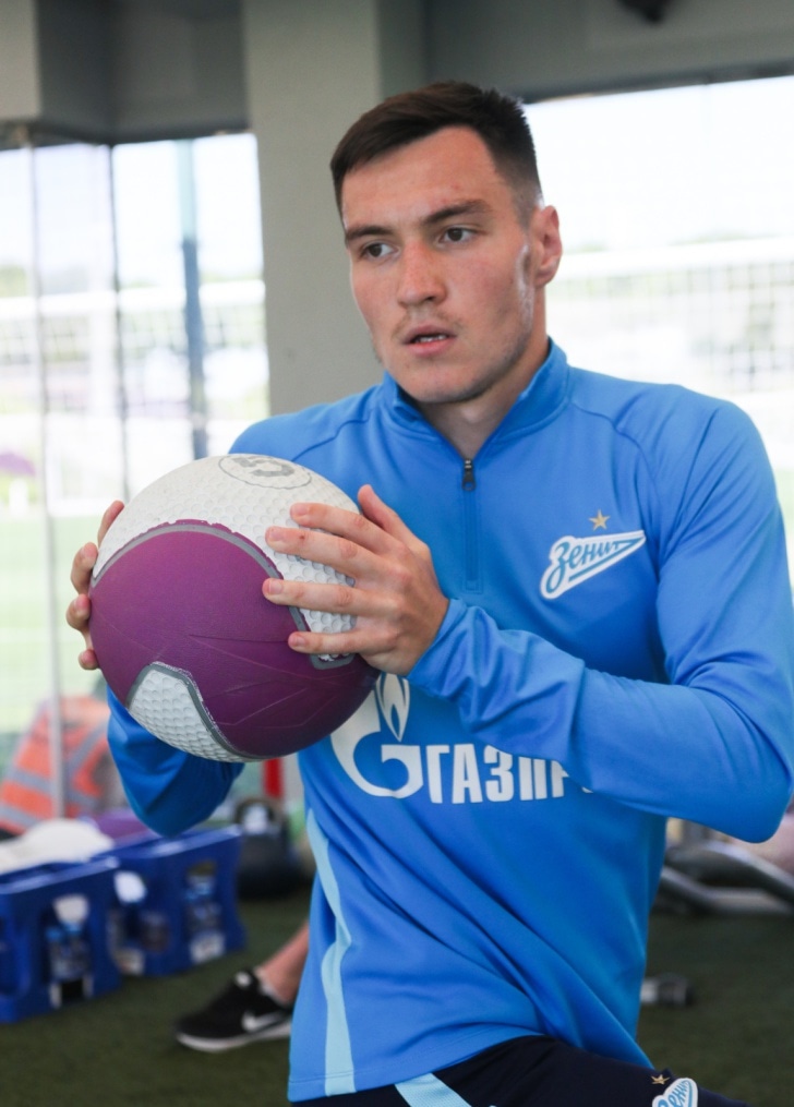 «Газпром»-тренировочные сборы в Катаре: 19 января, вечерняя тренировка