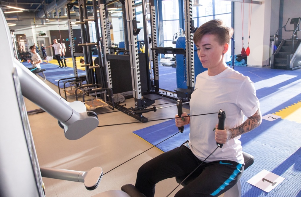 Тренировка женской футбольной команды «Зенит» в Удельном парке